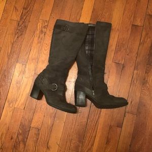 Women’s tall boots. BORN - Natasha. 9.5